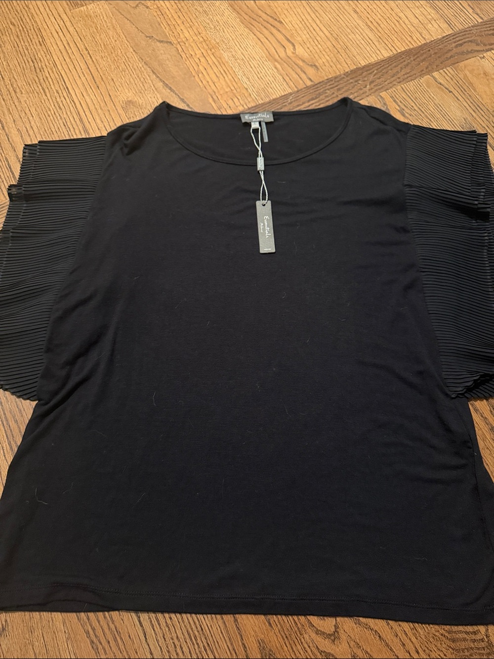 Essentials Black Pleated Sleeve Knit Top sz large nwt